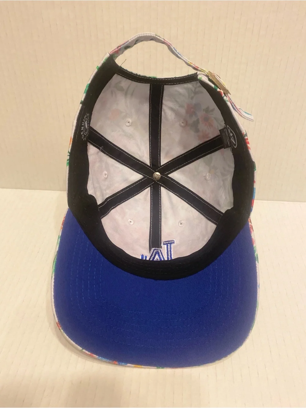 Womens LA Dodgers adjustable Baseball Cap